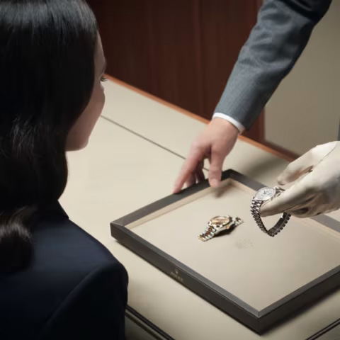 Kontaktieren Sie Stebler Gstaad – offizieller Fachhändler für Rolex Uhren